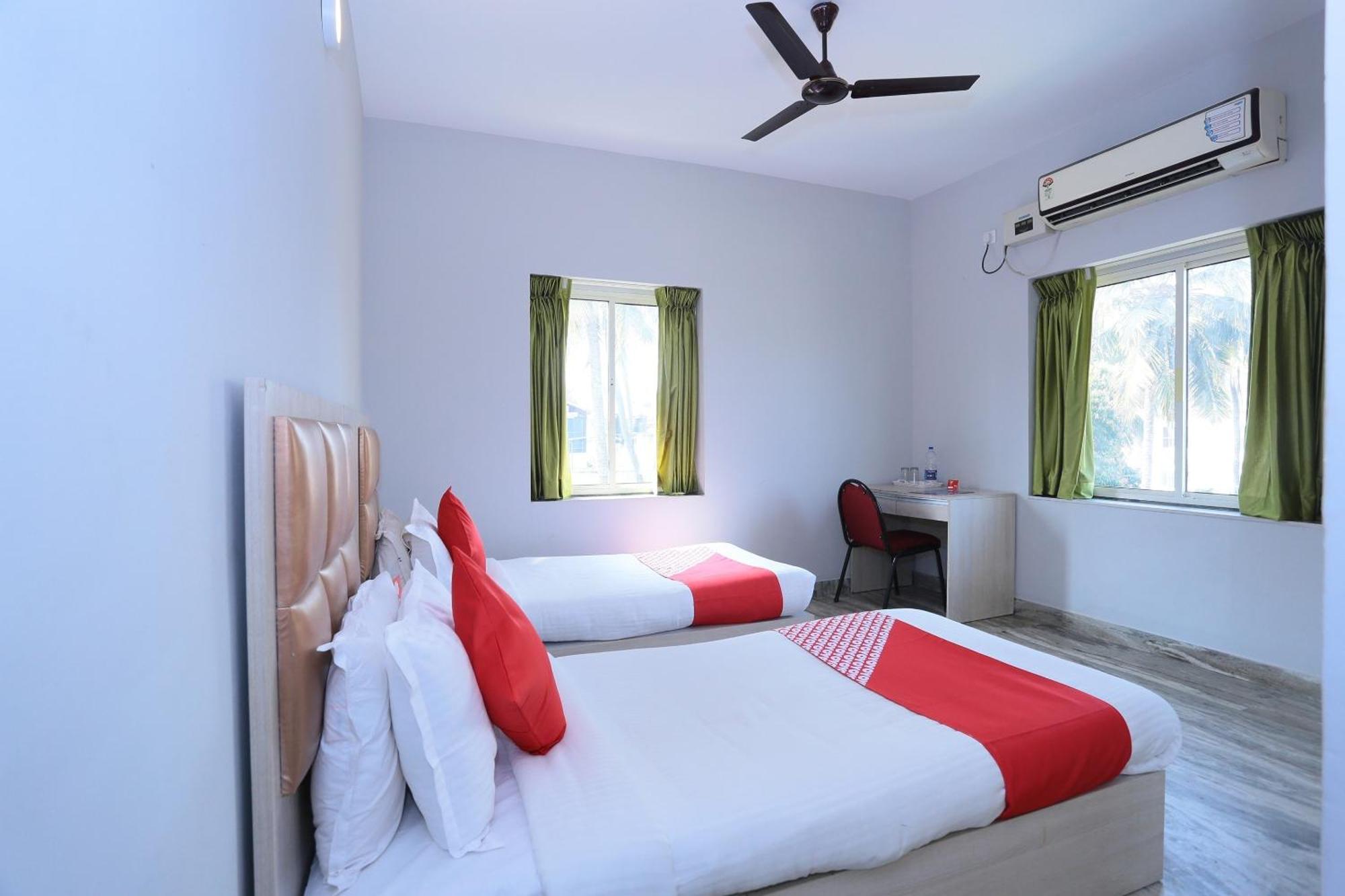 Super Townhouse Prince Palace Thiruvananthapuram Екстер'єр фото