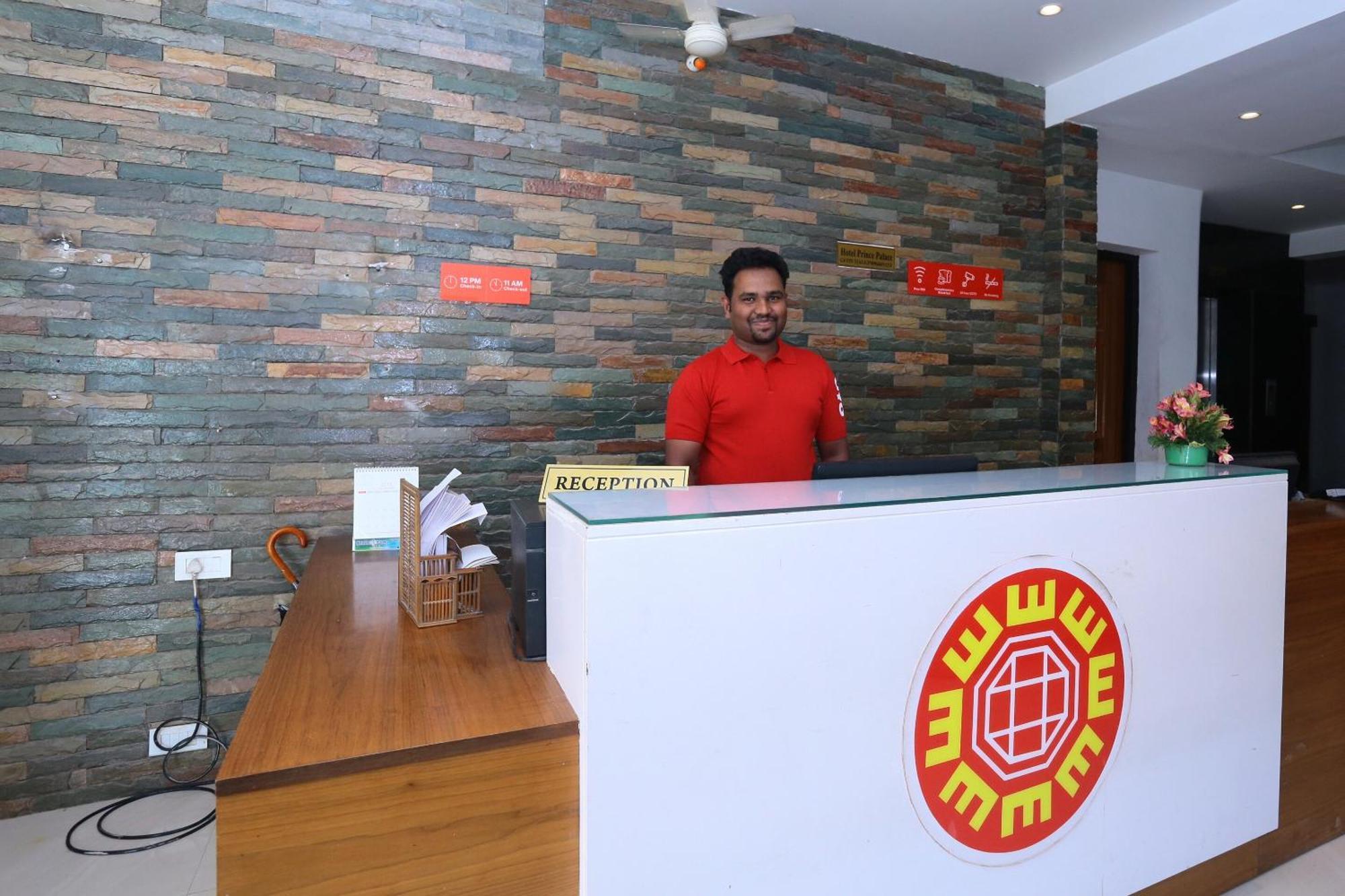 Super Townhouse Prince Palace Thiruvananthapuram Екстер'єр фото